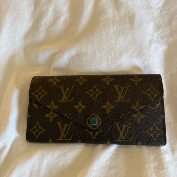 Louis Vuitton Josephine Wallet with insert - Picture 2 of 5